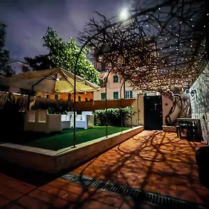 https://cornelia-san-pietro-giardino-netflix-animali.it-romehotels.com